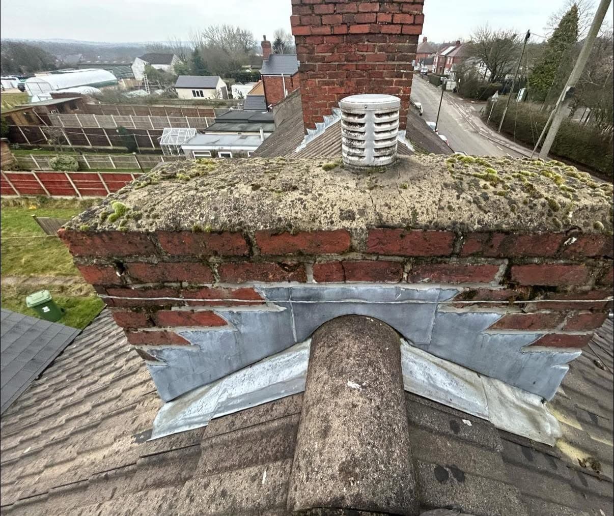 Small chimney repoint and re-flaunch, before